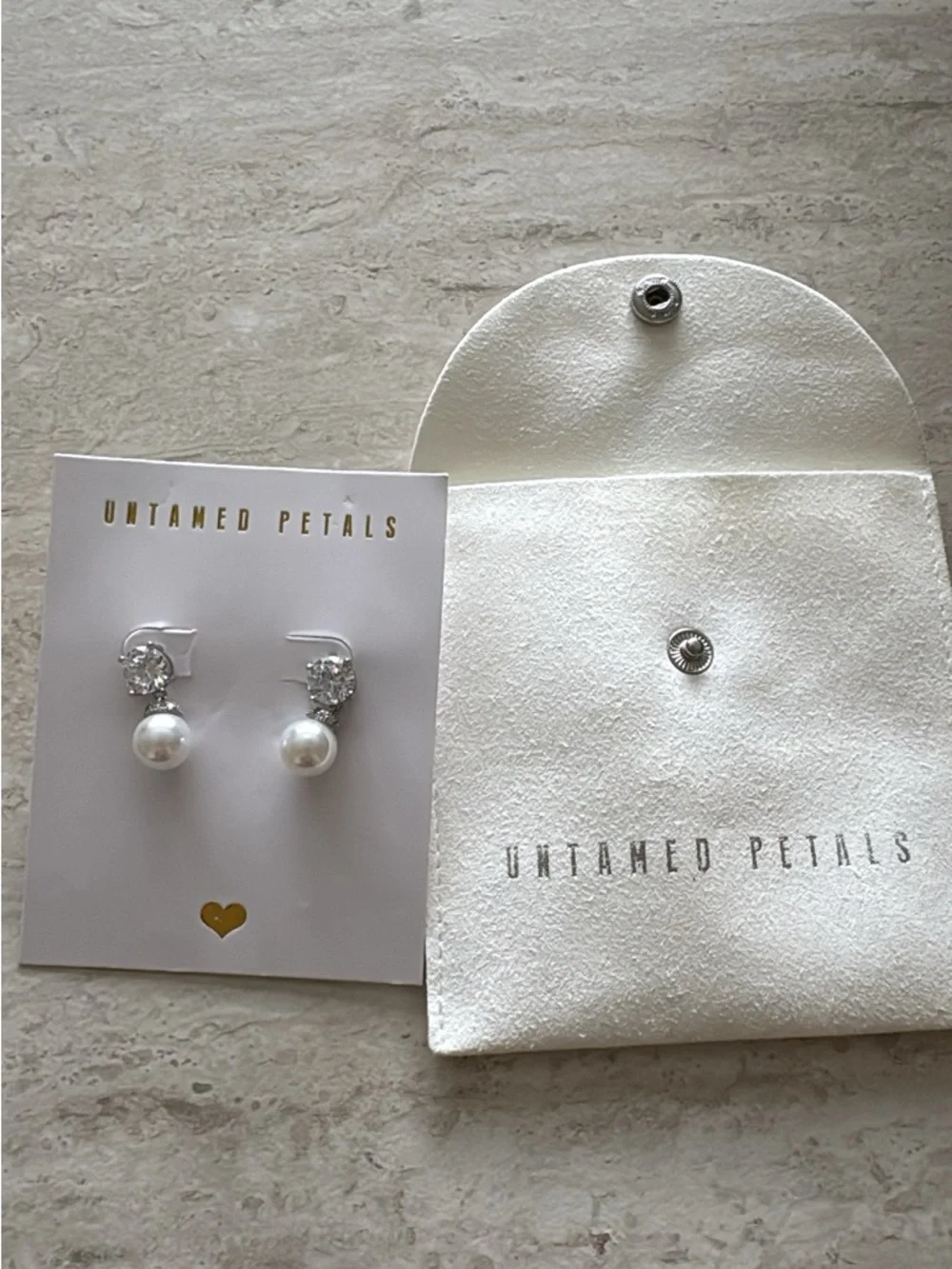 UNTAMED PETALS BY AMANDA JUDGE Silver and White Pearl Drop Earrings - Picture 3 of 4